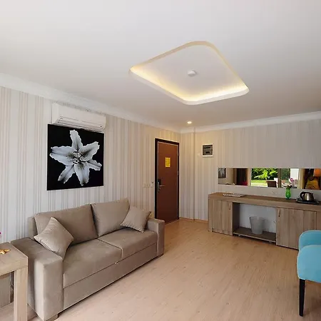 Delita Turkbuku Hotel 2*